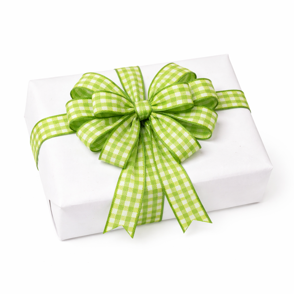 Geschenk met groene ruitenstrik.webp